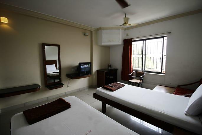 Hotel Adithya 钦奈 外观 照片