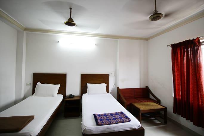 Hotel Adithya 钦奈 外观 照片