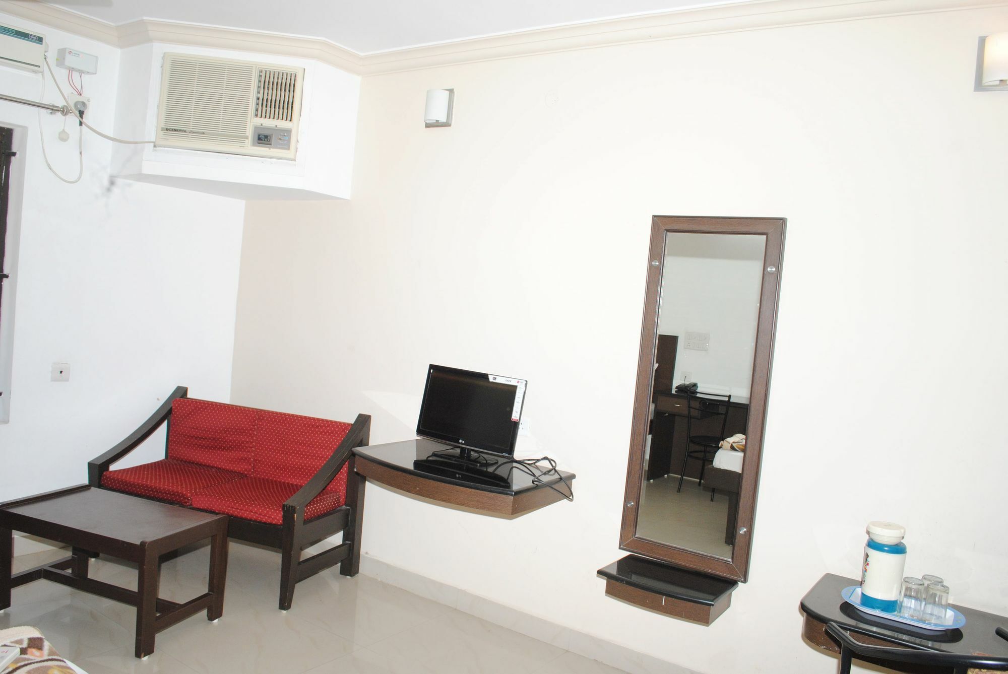 Hotel Adithya 钦奈 外观 照片